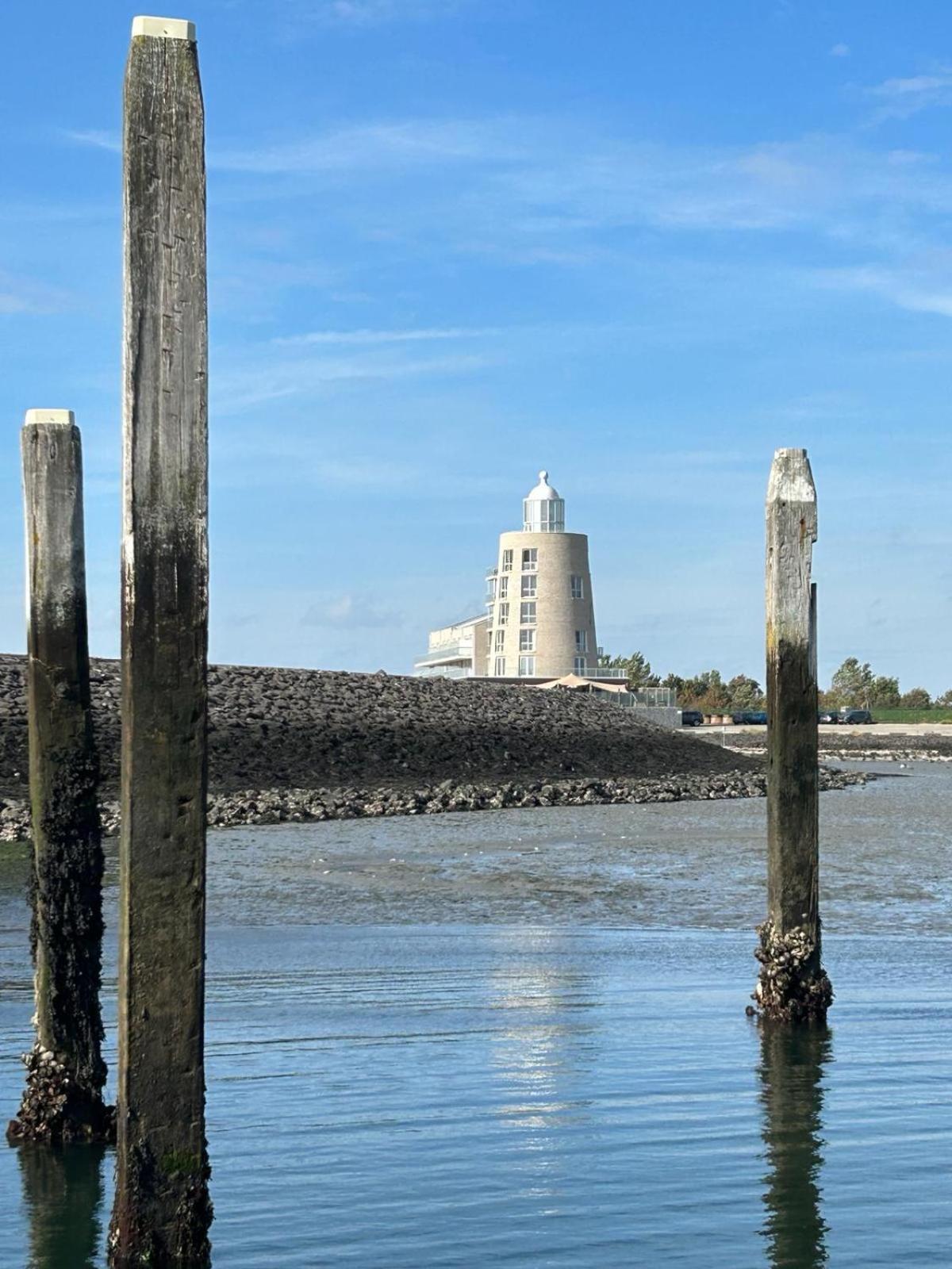 Oosterschelde Lodge Met Veel Privacy En Dicht Bij Het Water Scherpenisse Exterior foto
